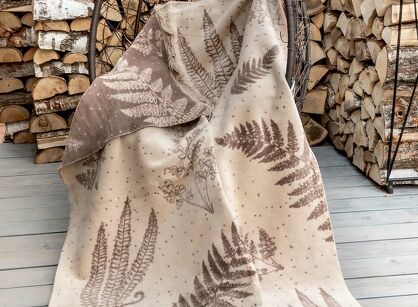 Koc bawełniany 150x200 1393-1 beżowy brązowy w liście z frędzlami