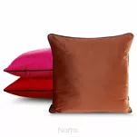 Poszewka welwetowa 45x45 GAJA 2 jednokolorowa amarantowa obszyta lamówką - 5