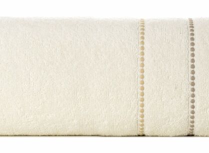 Ręcznik 50x90 SUZI kremowy z kontrastującą stebnowaną bordiurą w delikatne paseczki 500 g/m2