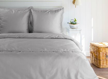 Pościel satynowa 220x200 RETRO 6 srebrna z delikatną koronką z kolekcji Premium