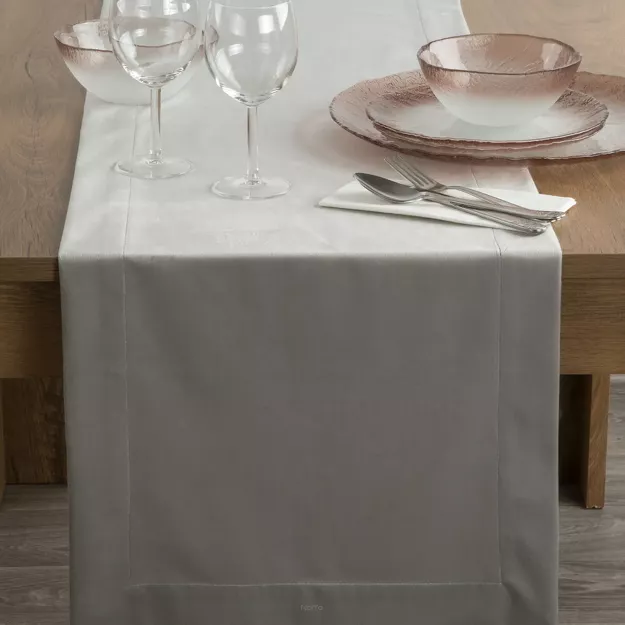 Bieżnik welwetowy 40x140 MELINDA srebrny wykończony mankietem