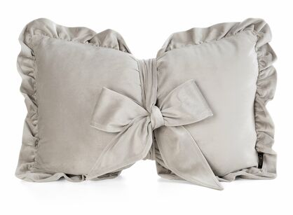 Poduszka welwetowa z wypełnieniem 35x55 KOKARDA 2 beżowa obszyta falbaną