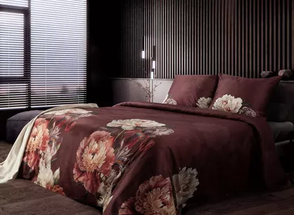 Pościel z makosatyny 160x200 REINA 47 bordowa beżowa z wzorem kwiatów z kolekcji Reina Line