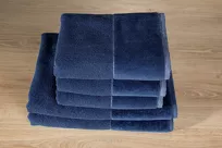 Ręcznik bawełniany 50x90 LUCY granatowy gładki z welurową szeroką bordiurą - 2