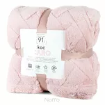 Koc na fotel 70x160 CARO różowy puszysty typu flano z wytłaczanym wzorem Design 91 - 6