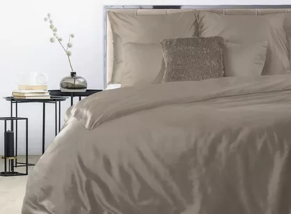 Pościel satynowa 160x200 DINA jednokolorowa gładka kawowa z kolekcji Diva Line