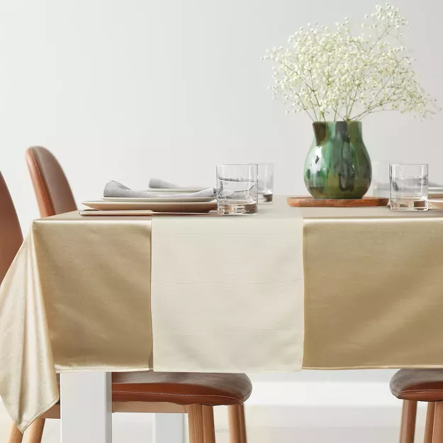 Obrus 140x220 GLAMO beżowy z bieżnikiem 33x220 połyskującym złotą nicią