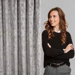 Zasłona na taśmie 135x270 TULIA welwetowa stalowa z szampańskim wzorem wyrazistych liści - 11