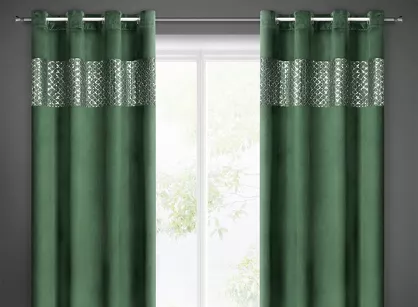 Zasłona na przelotkach 140x250 MARGOT welwetowa ciemna zieleń zdobiona haftem i cekinami