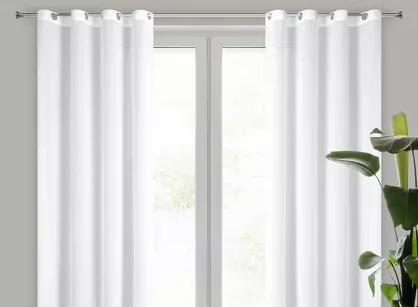 Firana na przelotkach 140x250 DEBRA biała z szyfonu jednokolorowa