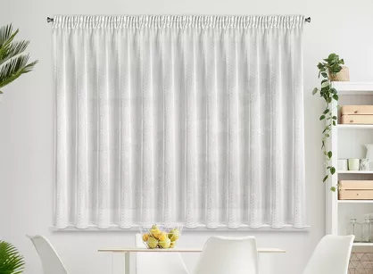 Firana na taśmie 300x150 SIBEL biała ze srebrnym nadrukiem drobnych rombów