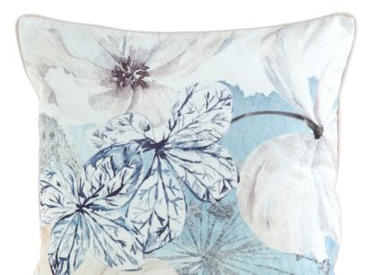 Poszewka welwetowa 45x45 VELVET 126 beżowa z designerskim niebieskim wzorem botanicznym obszyta lamówką