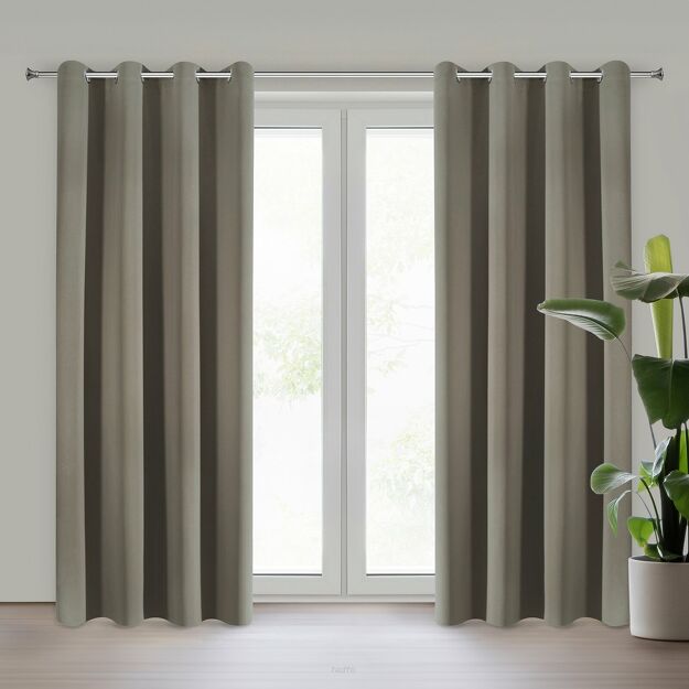 Zasłona na przelotkach 135x250 LOGAN zaciemniająca cappuccino jednokolorowa z półmatowej tkaniny