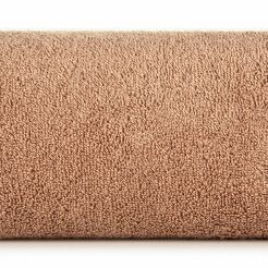 Ręcznik 50x90 EVI Pierre Cardin ciemny puder zdobiony bordiurą w kolorze ręcznika z logo marki 430 g/m2