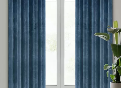 Zasłona gotowa na przelotkach 140x250 VILLA welwetowa granatowa jednokolorowa o aksamitnej strukturze