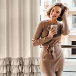 Zasłona na przelotkach 140x250 DANI welwetowa beżowa jednokolorowa zdobiona w dolnej części falbanami - 9