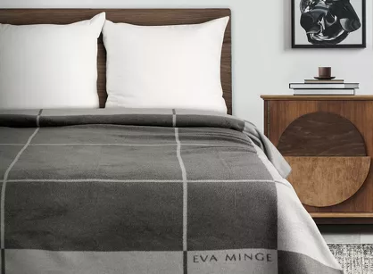 Koc bawełniano akrylowy 220x240 ELEGANT 3 Eva Minge srebrny stalowy wzór geometryczny dwustronny