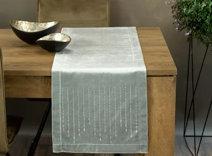 Bieżnik welwetowy 35x180 ROYAL 3 srebrny zdobiony kryształkami