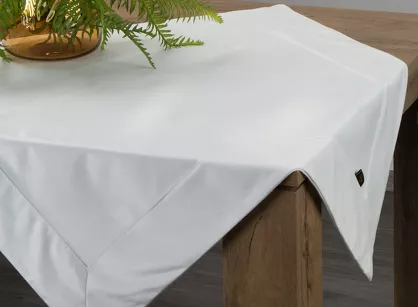 Nakładka welwetowa 85x85 VELVET biała wykończona mankietem
