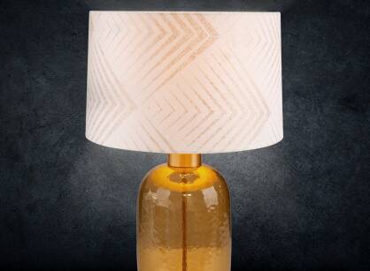 Lampa stołowa 40x69 BLANCA 2 biała z welwetowym abażurem w złoty geometryczny wzór Limited Collection 