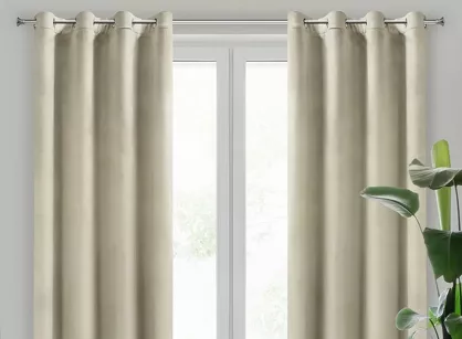Zasłona na przelotkach 140x250 MELANIE welwetowa kremowa o aksamitnej strukturze