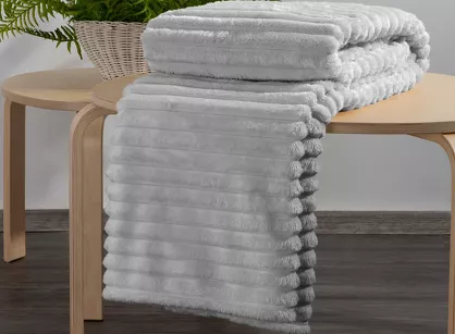 Koc 200x220 SOFT srebrny puszysty typu flano z wytłaczanym wzorem Design 91
