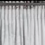 Zasłona na taśmie 140x270 LUCIA welwetowa kremowa ciemny róż z wzorem wyrazistych piwonii - 8