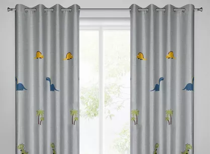 Zasłona na przelotkach 140x250 DINO srebrna z haftem dziecięcym w dinozaury