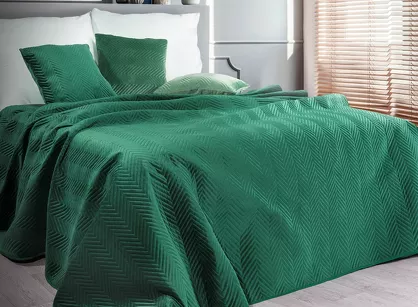 Narzuta welwetowa 230x260 SOFIA ciemna zieleń pikowana w gęstą jodełkę