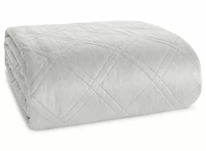 Narzuta welwetowa 220x240 LUIZ 8 srebrna pikowana hot press w wyrazisty geometryczny wzór