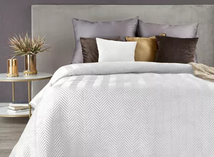 Narzuta welwetowa 170x210 SOFIA biała pikowana w gęstą jodełkę