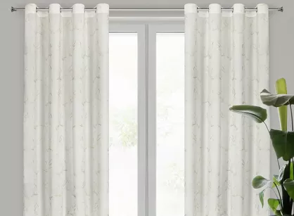 Zasłona na przelotkach 140x250 EMILI kremowa z szyfonu z szampańskim nadrukiem marmurku