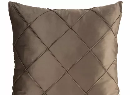 Poszewka welwetowa 45x45 NALA 2 ciemny beż przeszywana w geometryczny wzór rombów
