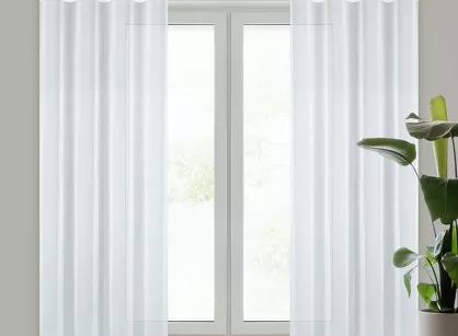 Firana na przelotkach 135x270 ARLETA biała z szyfonu z delikatnym połyskiem