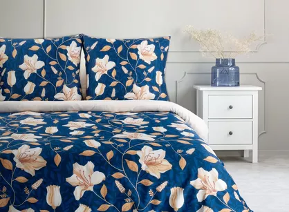 Pościel satynowa 160x200 NIKA 48 granatowa z motywem botanicznym z kolekcji Nova Print