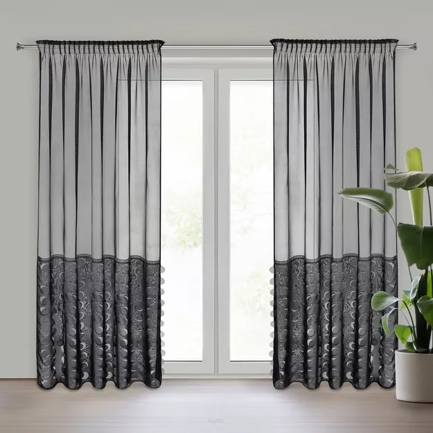 Firana na taśmie 140x270 DEBORA czarna z woalu wycinana laserowo wzorem kół