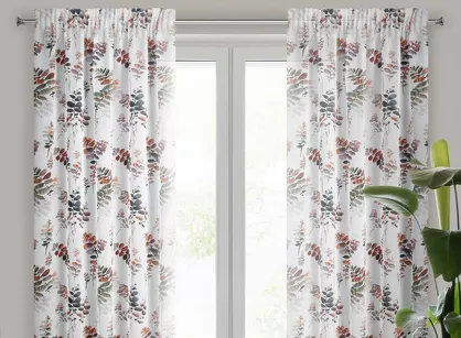 Zasłona na taśmie 140x270 MARINA biała zielona z etaminy z wzorem kwiatowym