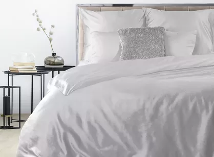 Pościel satynowa 220x200 DINA jednokolorowa gładka srebrna z kolekcji Diva Line