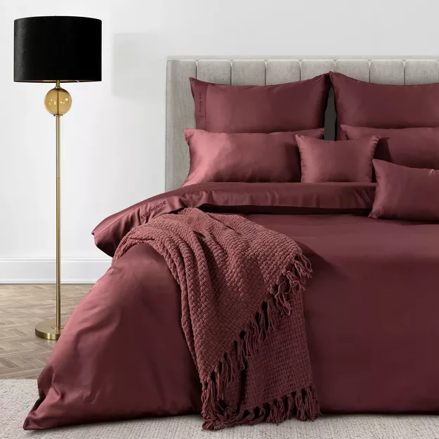 Pościel z makosatyny 140x200 ELEGANT 1H Eva Minge bordowa z ozdobną kantą i haftem