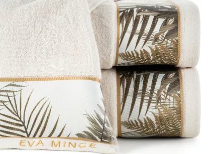 Ręcznik 50x90 EVA 17 Eva Minge beżowy zdobiony bordiurą z botanicznym wzorem w liście z kolekcji Premium