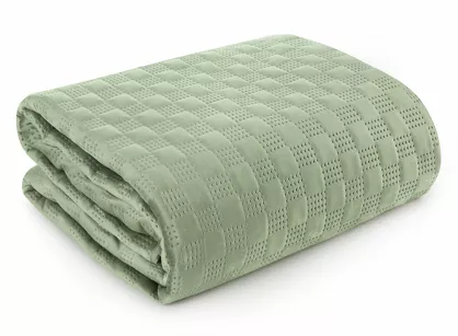 Narzuta welwetowa 170x210 SOFIA 4 jasna zieleń pikowana w dużą gęstą jodełkę