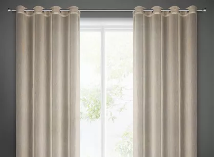Zasłona na przelotkach 140x250 ADELA beżowa o strukturze siatki