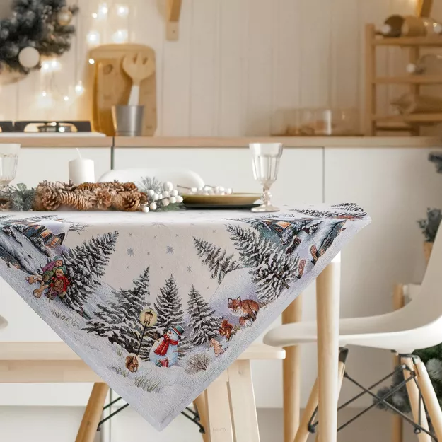 Nakładka świąteczna 100x100 4051 gobelinowa naturalna z wzorem świątecznej scenerii