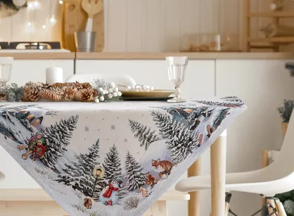 Nakładka świąteczna 100x100 4051 gobelinowa naturalna z wzorem świątecznej scenerii