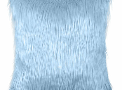 Poszewka z puszystego futerka 818 jasny niebieski 55x55