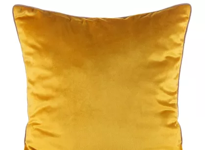 Poszewka welwetowa 60x60 GAJA 2 jednokolorowa musztardowa obszyta lamówką