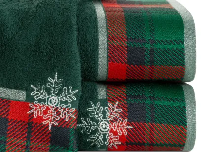 Ręcznik świąteczny 50x90 STAR 1B zielony z bordiurą w kratkę i wyhaftowaną gwiazdką srebrną