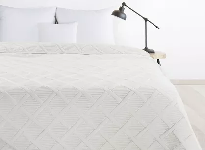 Narzuta 170x210 ALARA 5 kremowa pikowana z mikrofibry wzór rombów