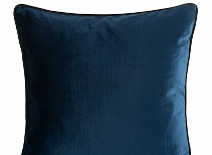 Poszewka welwetowa 60x60 MELIA jednokolorowa granatowa obszyta kontrastową lamówką