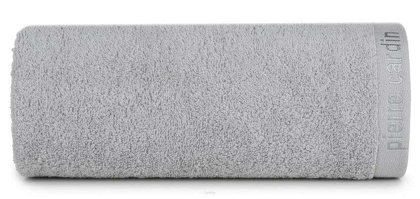 Ręcznik 50x90 EVI Pierre Cardin srebrny zdobiony bordiurą w kolorze ręcznika z logo marki